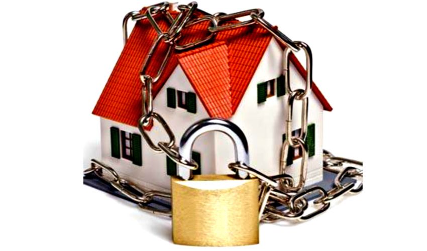 Stevig sluitwerk op de achterdeur van een Papendrechtse woning Stevig sluitwerk op de achterdeur van een Papendrechtse woning